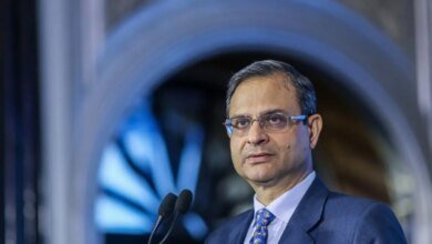 India es un punto de seguridad en el mundo que fluctúa. RBI GUV Malhotra dijo.