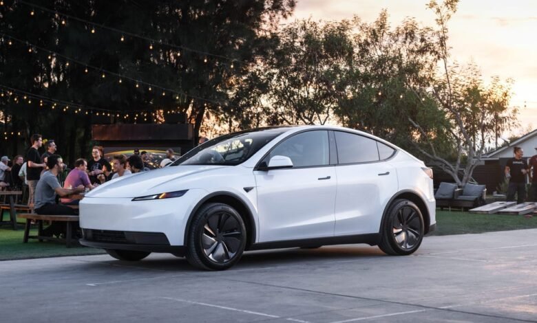 Nuevo modelo de Tesla, no más caro: los analistas y líderes de negocios tienen reacción.