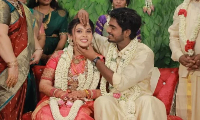 El director de la familia turística, Abhishan Jiwant, se casa con su novia Akila, Sivakarthikeyan y otros El director de la familia turística, Abhishan Jiwant, se casa con su novia Akila, Sivakarthikeyan y otros