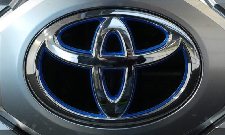 Toyota retira del mercado casi 400.000 Tundras y Sequoias por mal funcionamiento de la cámara retrovisora