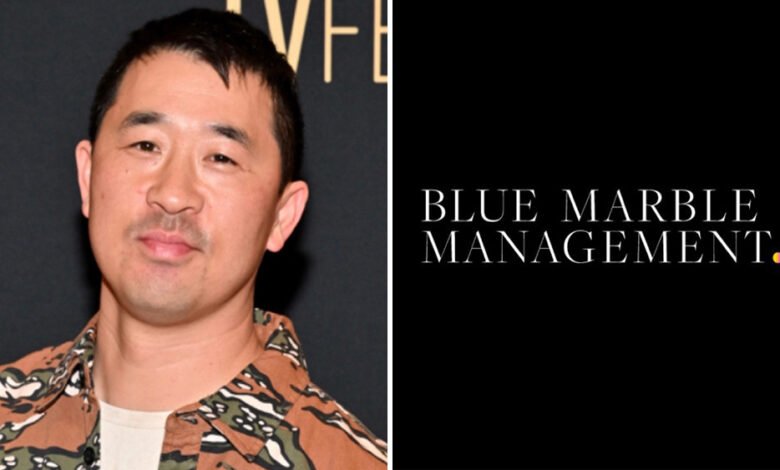 El cocreador de American Story ‘Alex firmó con Marble Blue