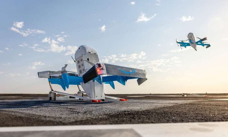 Amazon para reanudar las entregas de drones cerca de Phoenix después de los bloqueos Amazon para reanudar las entregas de drones cerca de Phoenix después de los bloqueos