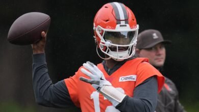 Browns HC no compromete a Shedeur Sanders como QB2 después del cambio de Joe Flacco a los Bengals