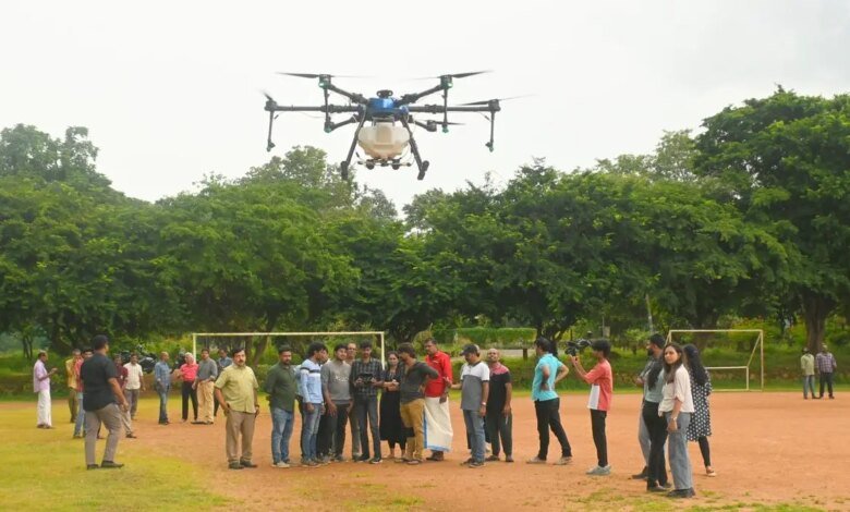 La DGCA da el visto bueno al Centro de formación de pilotos de drones Kerala Agri Varsity La DGCA da el visto bueno al Centro de formación de pilotos de drones Kerala Agri Varsity