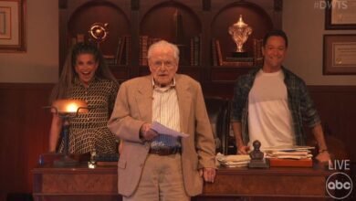 Baila con Daniel Fishel Chico se reúne con William Daniels del Mundo en DWTS