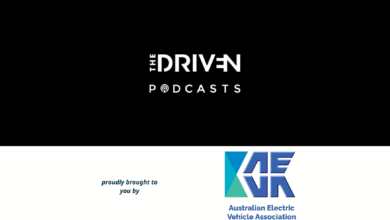 El podcast Driven: V2G, FSD y retrasos de despliegue