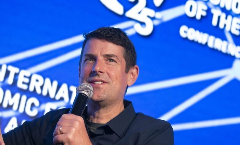 El ex ex ejecutivo de Tesla reclama la industria EV crecerá, no se encoge, después de la muerte de $ 7,500 de crédito fiscal: ‘El mercado establecido’