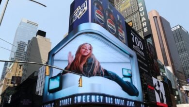 El CEO de American Eagle defiende la campaña de Sydney Sweeney: ‘No puedes huir del miedo. Estamos detrás de lo que hicimos ‘