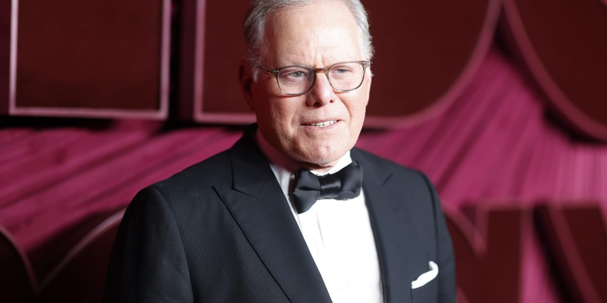 Warner Brothers confirma que está considerando una venta después de “interés no solicitado de múltiples partes”, las acciones se disparan más del 11%