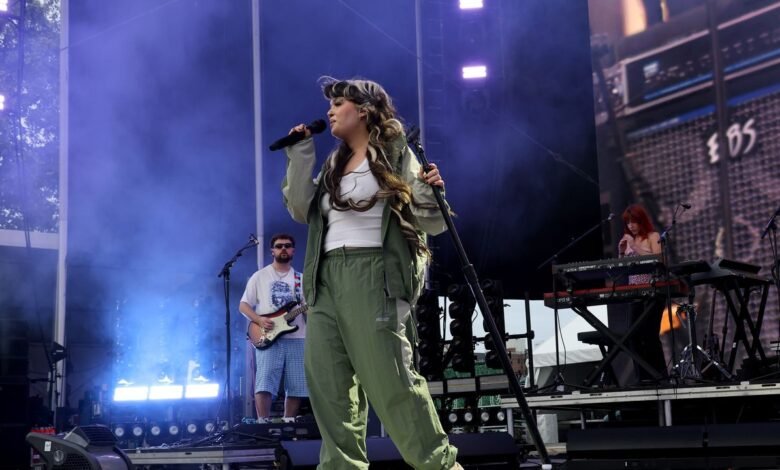 Lola Young anunció la caída de una carrera desaparecida: “Me duele”.