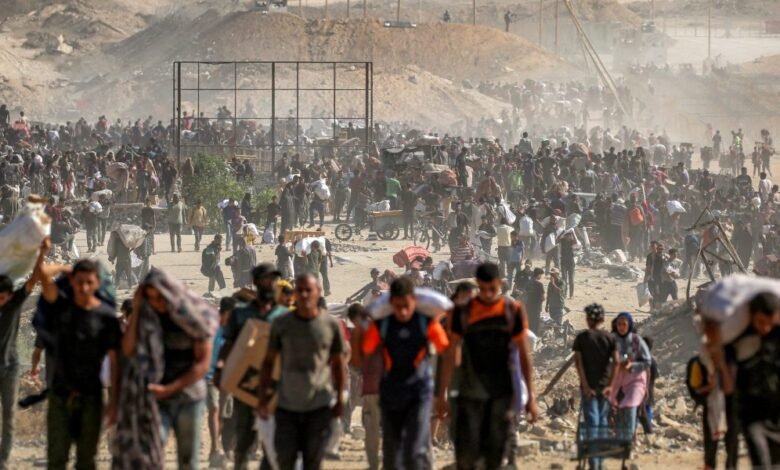 Trump le ordena a Israel que deje de bombardear a Gaza después de que Hamas acepta parcialmente su plan de paz