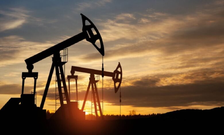 La AIE prevé superávit en el mercado mundial del petróleo en 2026 La AIE prevé superávit en el mercado mundial del petróleo en 2026