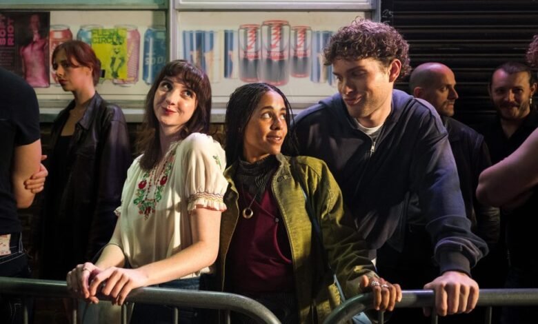 Elenco de Channel 4 y la serie de comedia Crave’s para A24