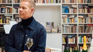 En el trío de orquestaciones para Krug del elogiado compositor Max Richter, “Cada nota cuenta” – SURFACE