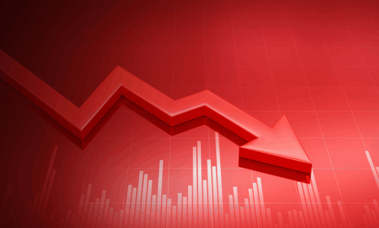 Los precios del petróleo caen al nivel más bajo en cinco meses Los precios del petróleo caen al nivel más bajo en cinco meses