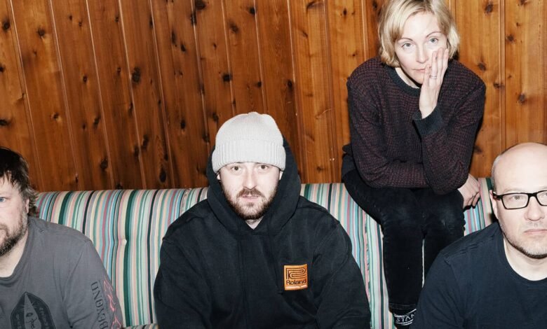 10 preguntas a Poliça durante el lanzamiento de su sexto álbum “Dreams Go” 10 preguntas a Poliça durante el lanzamiento de su sexto álbum “Dreams Go”