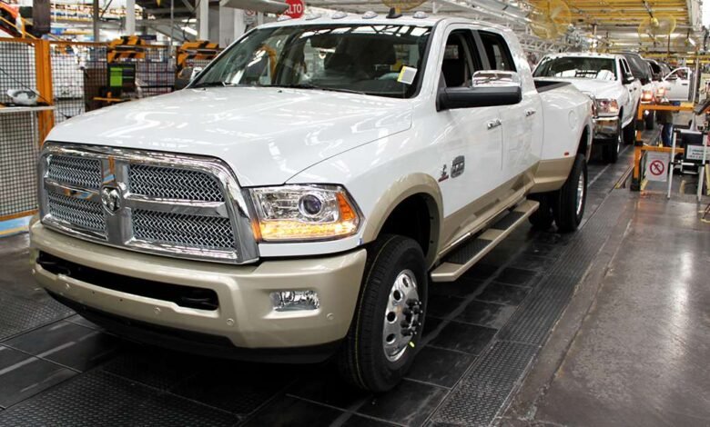 GM, Ford Balk en Stellantis Solicitud de exención de tarifas de camiones