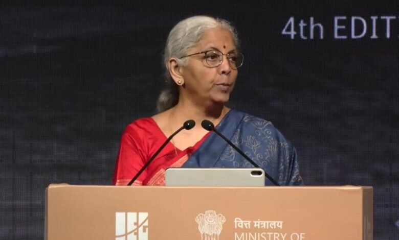 Nirmala Sitharaman dijo que la capacidad de la India para absorber los choques externos es fuerte en el cambio económico mundial.