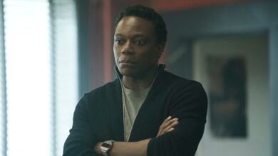 James Gon, de PmaTerker, reveló curiosamente que casi trajo de vuelta un importante personaje de la temporada 1 para el Storilaline de la Tierra Earth-X de la temporada 2