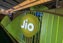 IMC 2025: Jio lanza nuevos teléfonos con red de seguridad JioBharat para personas mayores y dependientes