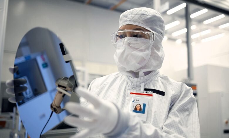 ¡Sorpresa! Intel está en conversaciones con AMD sobre un posible acuerdo de fabricación de chips