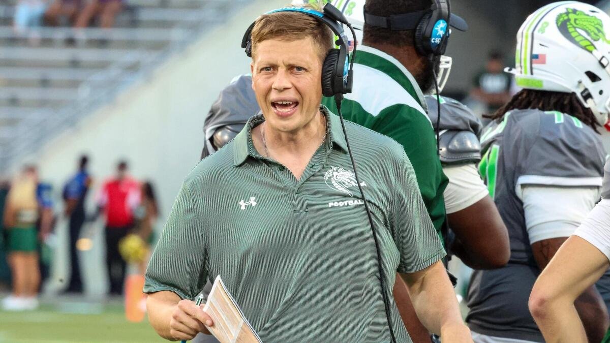 Alex Mortensen, hijo del fallecido gran reportero de la NFL, hace la mayor parte de su debut en la UAB