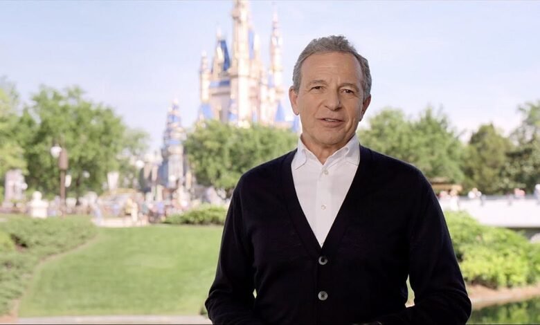 El CEO de Disney, Hunt puede llegar a dos candidatos, pero me sorprende encontrar al frente acusado El CEO de Disney, Hunt puede llegar a dos candidatos, pero me sorprende encontrar al frente acusado