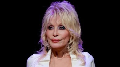 La hermana de Dolly Parton le pidió al cantante que rezara en el “desafío de la salud”