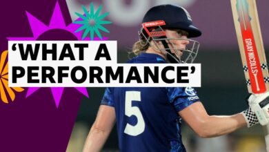 Mujeres de cricket de la Copa Mundial: Heather Knight guía a Inglaterra para ganar contra Bangladesh