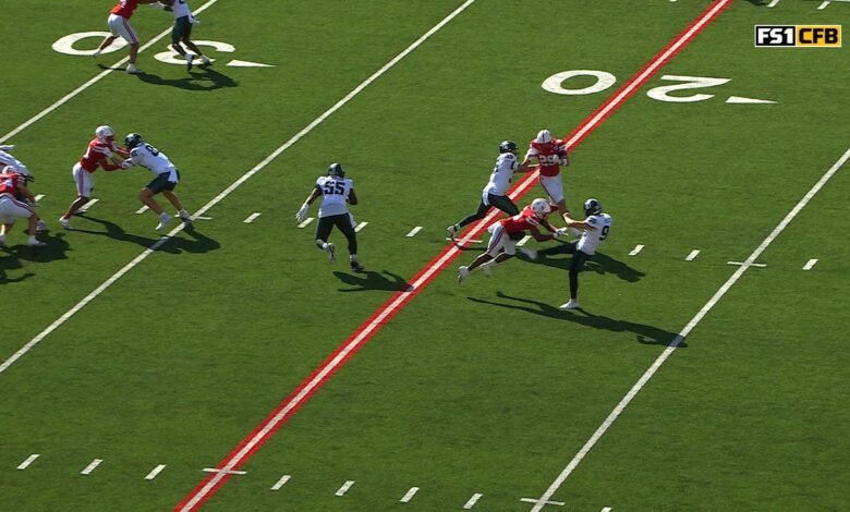 Jamir Conn de Nebraska Blocks Kick & Carter Nelson trae recuperación a TD para expandir a los clientes potenciales en comparación con MSU