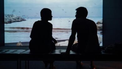 La verdadera razón por la que el hombre engañó que está involucrado con Khun Noi