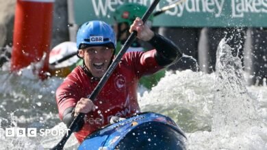 Campeonato Mundial de Canoe Slalom: Joe Clarke de GB gana Kayak Cross Gold.
