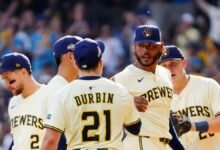 Las primeras mejores apuestas de hoy a las que apuntar: mejores selecciones para los playoffs de la MLB de 2025, apuestas de fútbol universitario hoy