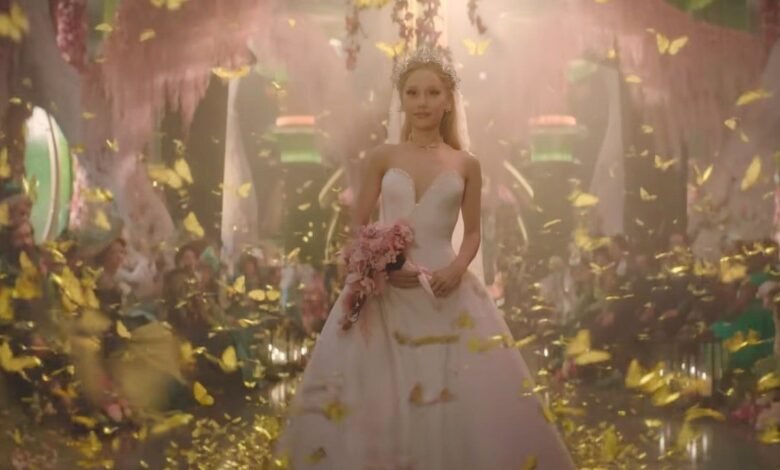 Law Roach está trabajando con Ariana Grande en la gira Wicked: For Good, y me encanta ‘Swear’ y participar en un ‘mood board’ Law Roach está trabajando con Ariana Grande en la gira Wicked: For Good, y me encanta ‘Swear’ y participar en un ‘mood board’