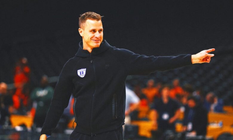 Duke expande al entrenador en jefe Jon Scheyer hasta el final de la temporada 2030-31