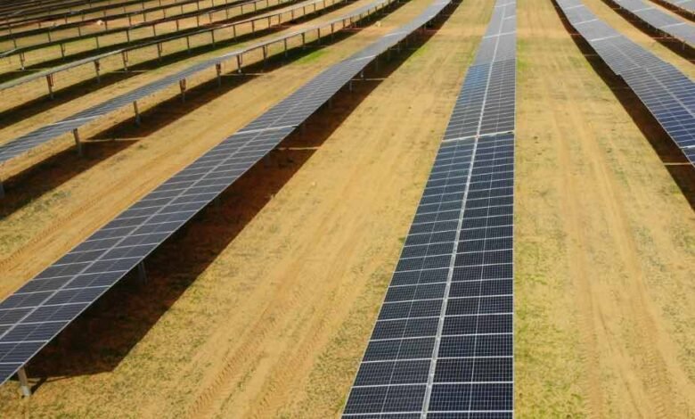 Gigante de petróleo y gas para renunciar a las energías renovables australianas a pesar de la licitación de la batería cis.