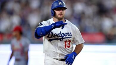 A principios de 2026, Fantasy Baseball Ranking: The Top 20 en la tercera base que muestra a Isaac Paredes, Max Muncy recibió el suelo.
