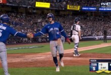 La entrada de cuatro carreras de los Azulejos amplió su ventaja a 6-1 sobre los Yankees en la ALDS