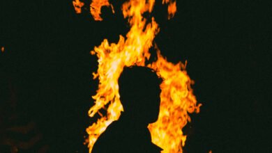 Sanando las relaciones occidentales mediante el fuego con la terapia de calor