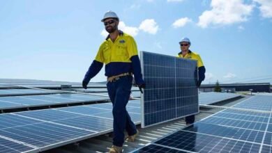 Gran humo o batería grande? ¿Cómo puede SE Queensland satisfacer la demanda de energía del sol?