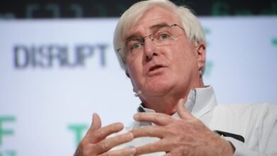 La leyenda de VC Ron Conway renuncia a la Fundación Salesforce después de los comentarios de la Guardia Nacional de Benioff