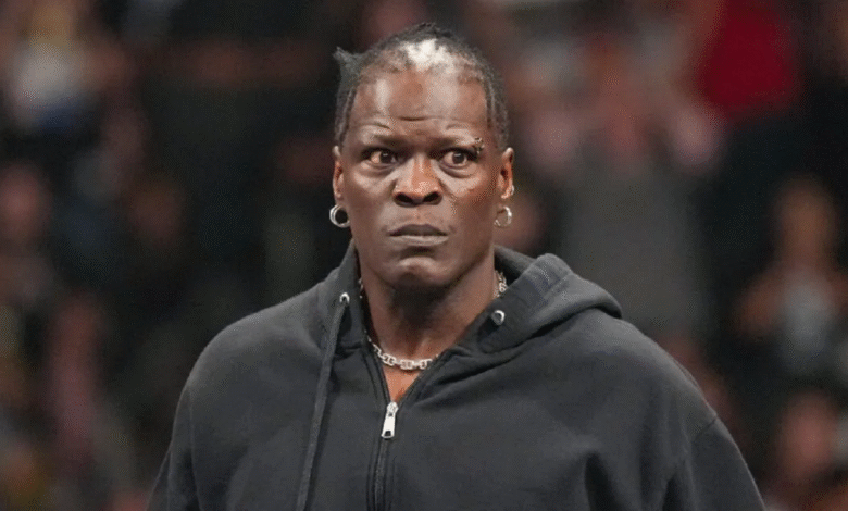 R-Truth defiende que WWE abandone su personaje de Ron Killings: Fue ‘un movimiento egoísta’ R-Truth defiende que WWE abandone su personaje de Ron Killings: Fue ‘un movimiento egoísta’