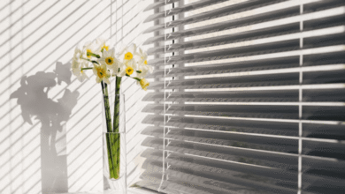 Dominando la oscuridad: una inmersión profunda en las cortinas opacas romanas, celulares, solares y enrollables