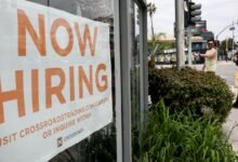 Informe de empleos de retrasos de cierre y se pueden mantener más datos clave: NPR