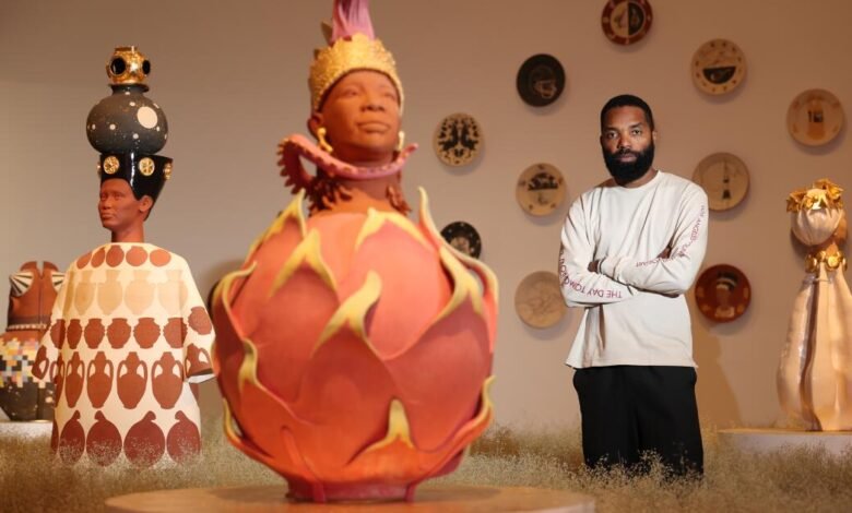La nueva exposición LACMA de Tavares Strachan fusiona arte, ciencia, historia y afrofuturismo La nueva exposición LACMA de Tavares Strachan fusiona arte, ciencia, historia y afrofuturismo