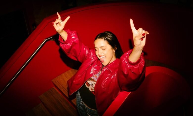 La puertorriqueña ‘Pop Girl’ Gale habla sobre su nuevo álbum ‘Lo Que Podemos Pasar’ La puertorriqueña ‘Pop Girl’ Gale habla sobre su nuevo álbum ‘Lo Que Podemos Pasar’