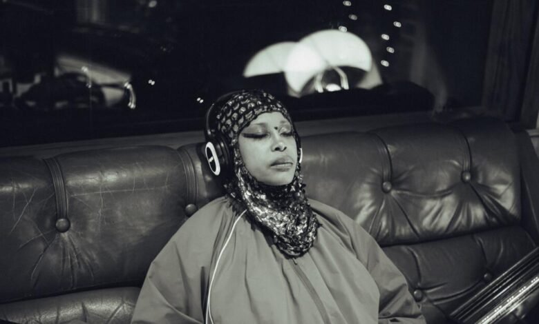 Ericah Badu dice que ‘Mama’s Gun’ todavía guía su evolución musical