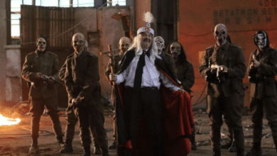 “Reseña de ‘Drácula’: Radu Jude regresa con tres horas de sátira”. “Reseña de ‘Drácula’: Radu Jude regresa con tres horas de sátira”.