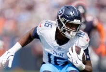 El agente libre WR Treylon Burks visita al Comandante