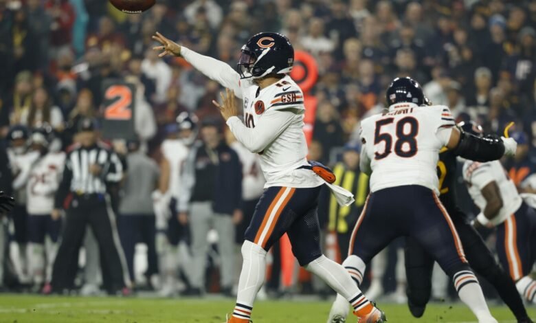 La carrera de touchdown de Caleb Williams le dio a los Bears una ventaja de 13-0 en Washington La carrera de touchdown de Caleb Williams le dio a los Bears una ventaja de 13-0 en Washington